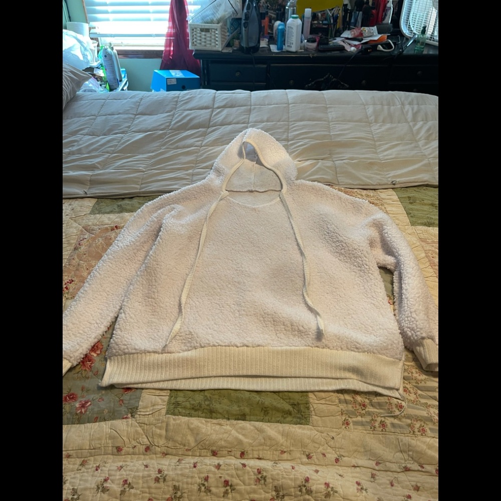 Juniors sweater